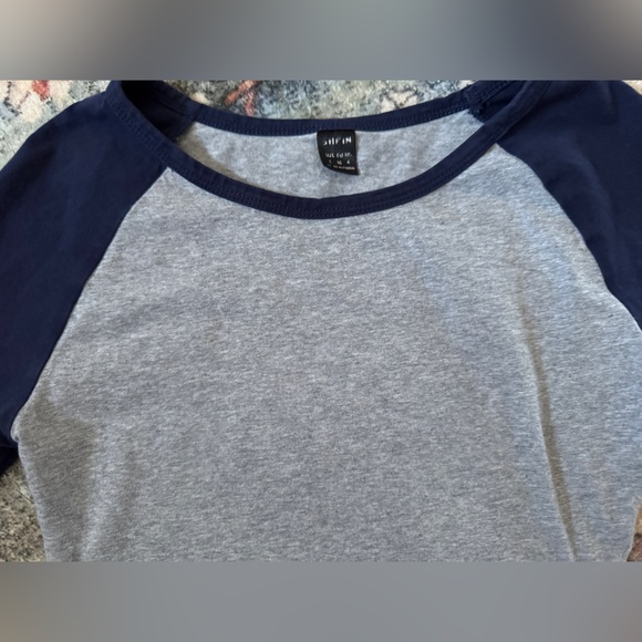 Cropped Blue and Grey Raglan Long Sleeve - Picture 4 of 4